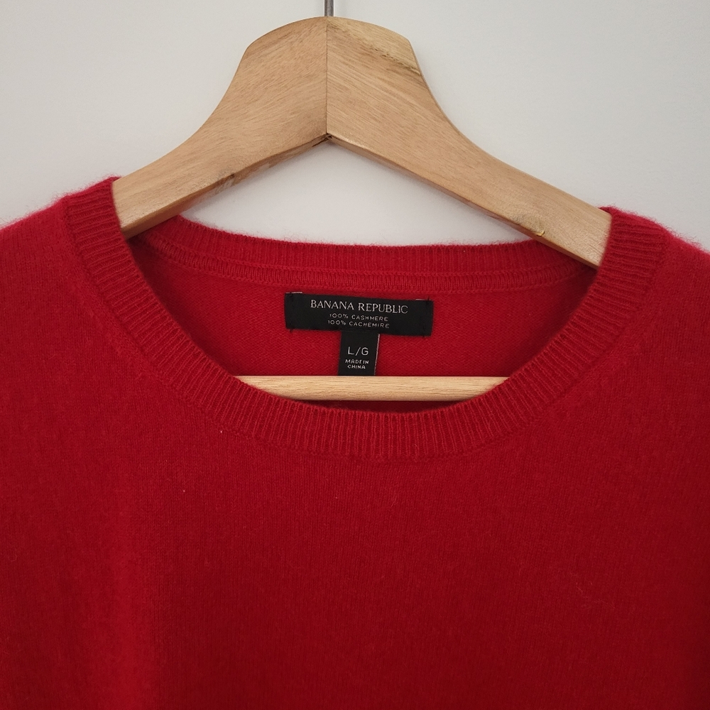 Banana Republic Red 100% Cashmere Sweater